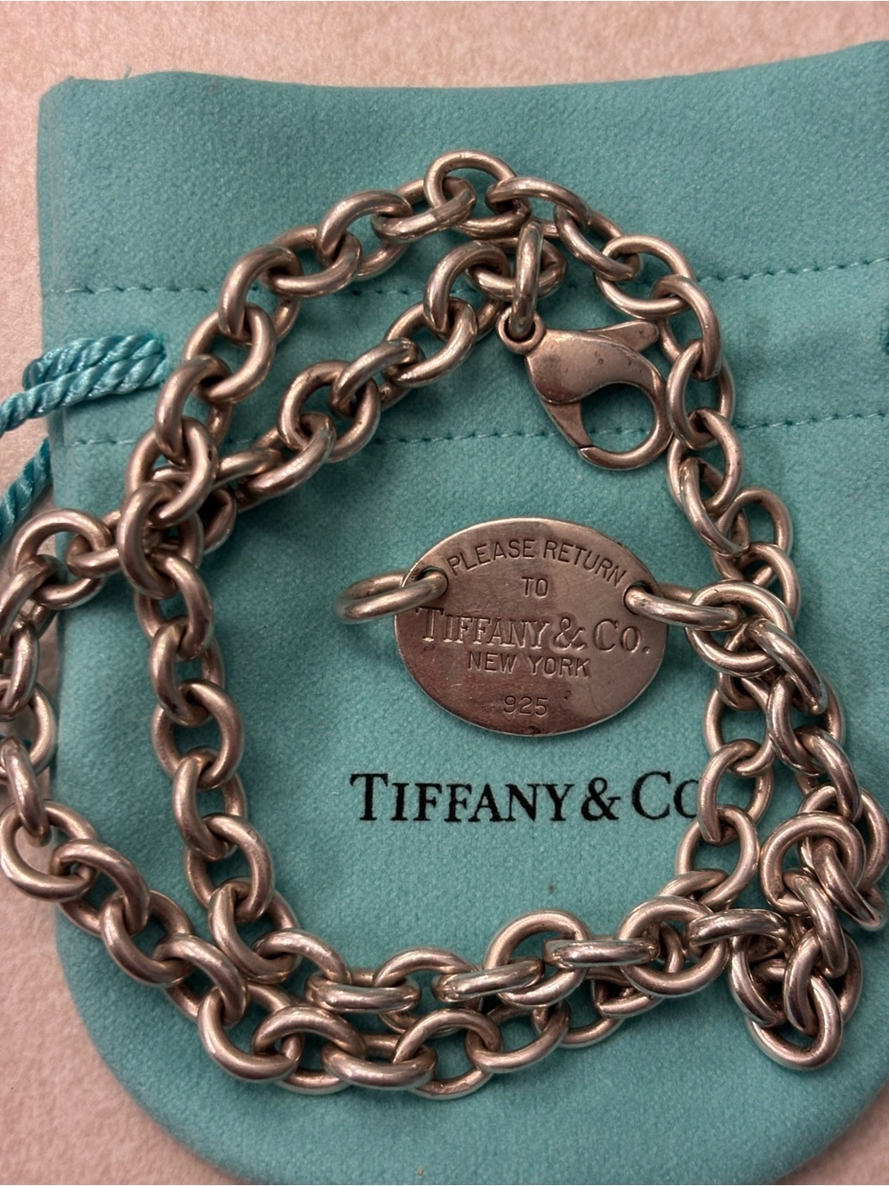 Tiffany & Co. Silver Return to Tiffany Round Tag Chain Necklace on Blue Pouch